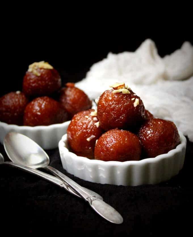 vegan-gulab-jamun-22